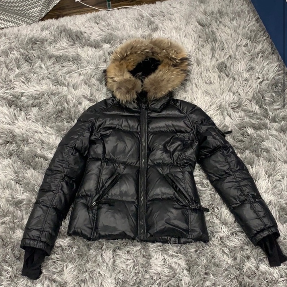 Black shiny down coat